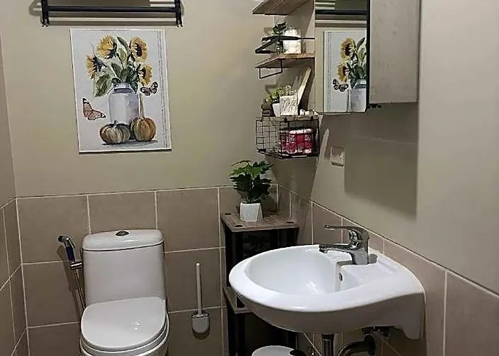 Calathea Place Staycation By Yuka 5* Manila